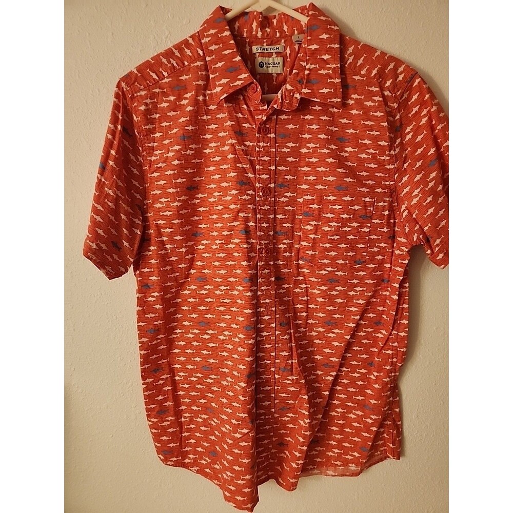 Haggar Mens L  Casual Button-Up Shirt Red White Blue Fish Print USA Golf Lightwt